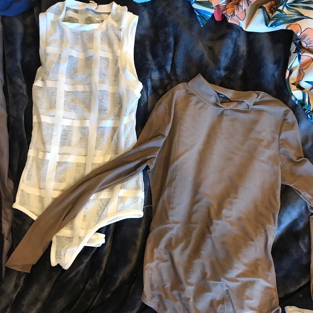 2 body suits